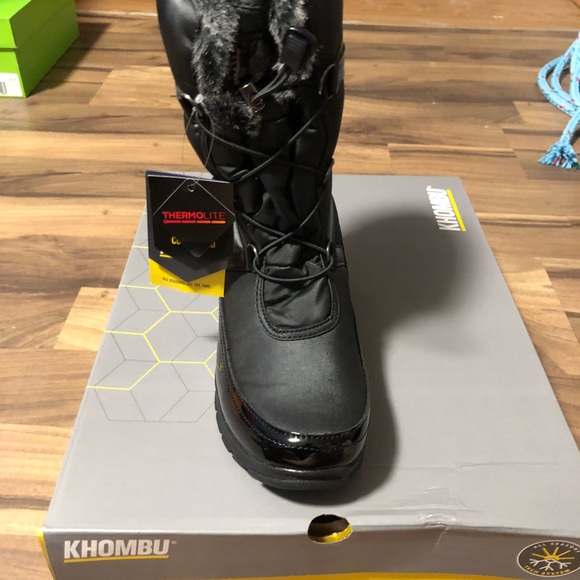 Nwt woman snow boots - Picture 6 of 6